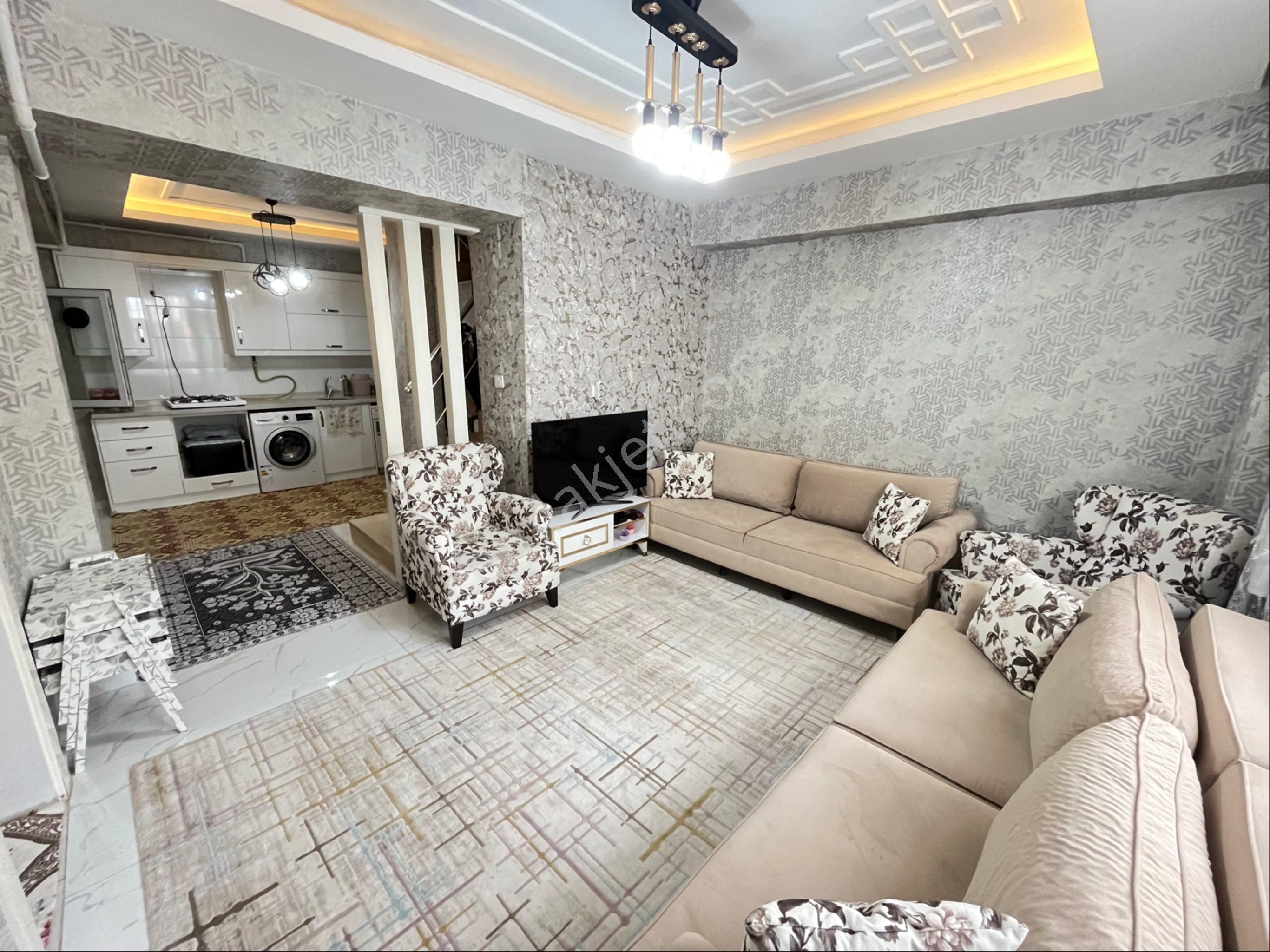 Ymz’den İstiklal Mh’de Bakımlı Satlık Daire