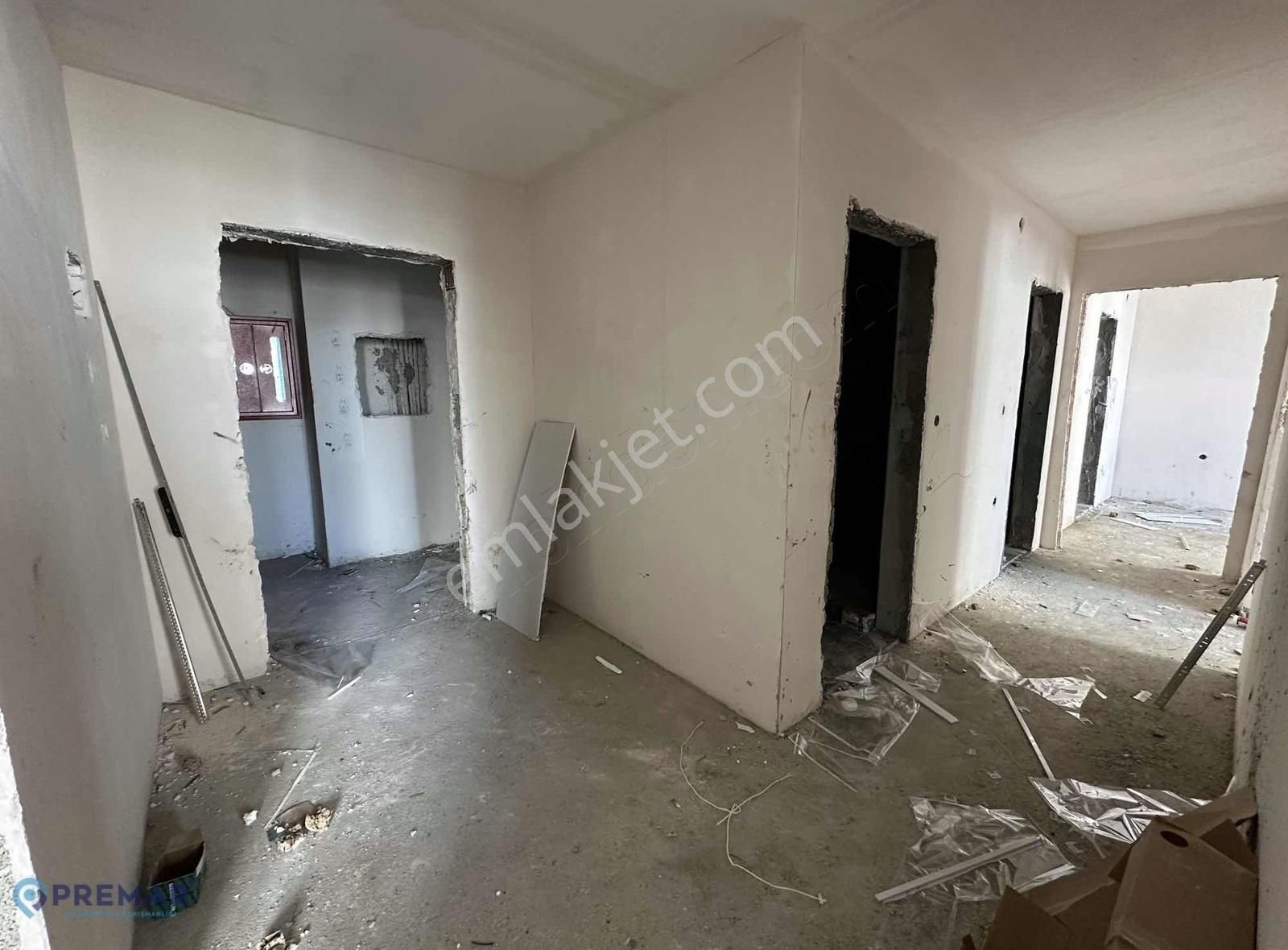Premar'dan İkinisan Caddesinde Satılık 2+1 ''sıfır'' Daire