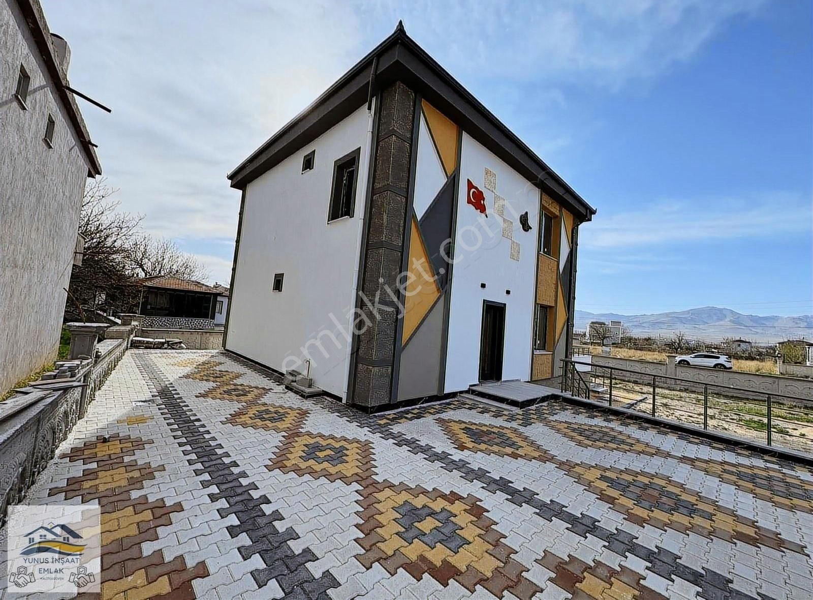 Yunus İnşaat Emlak'tan Satılık Doğalgazlı Yazlık