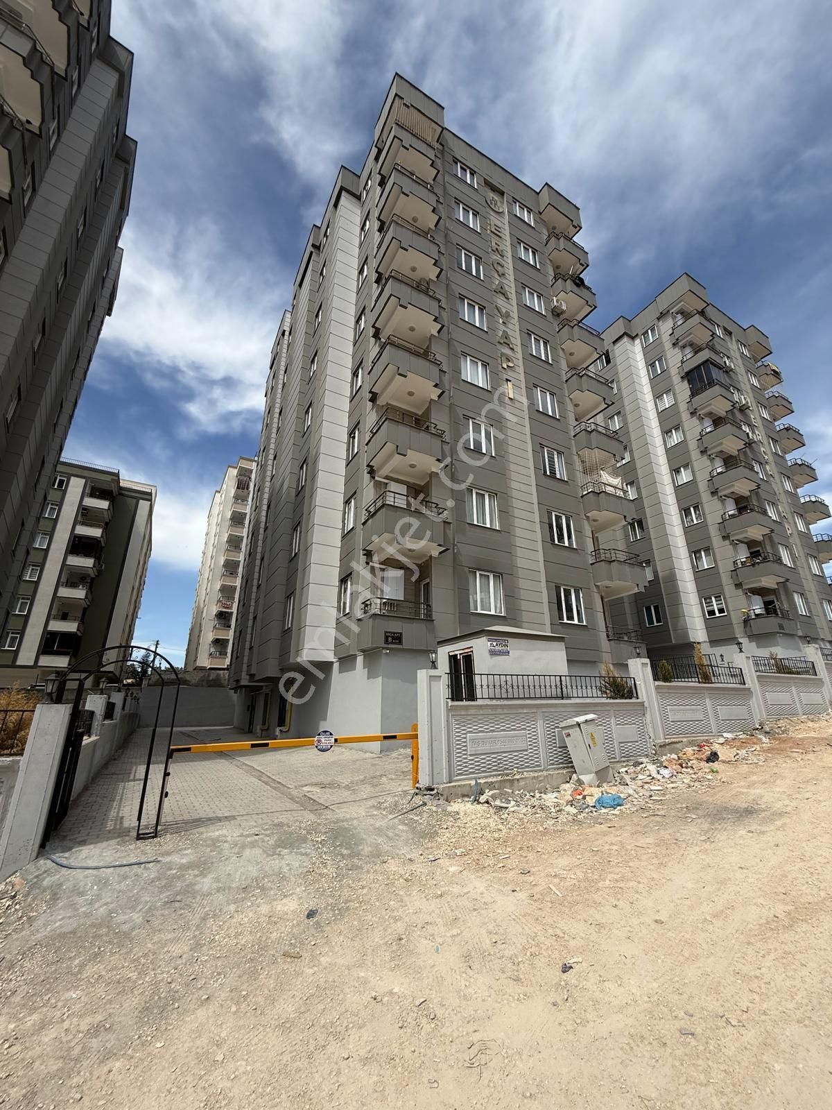 Karaköprü De Kiralık 2+1 Amerikan Mutfak