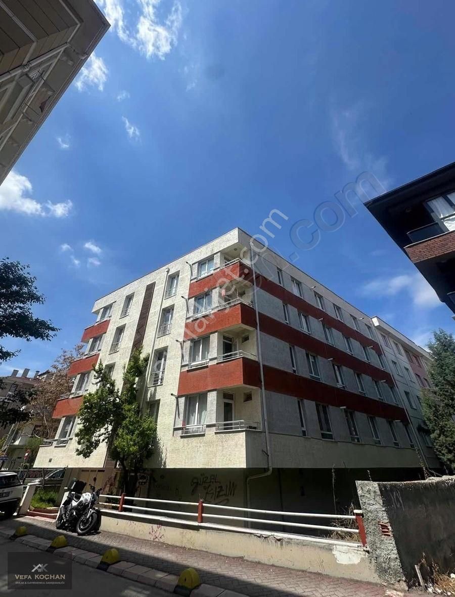 V.koçhan'dan Bağlar Bölgesinde Satılık Asansörlü 1+1 Daire