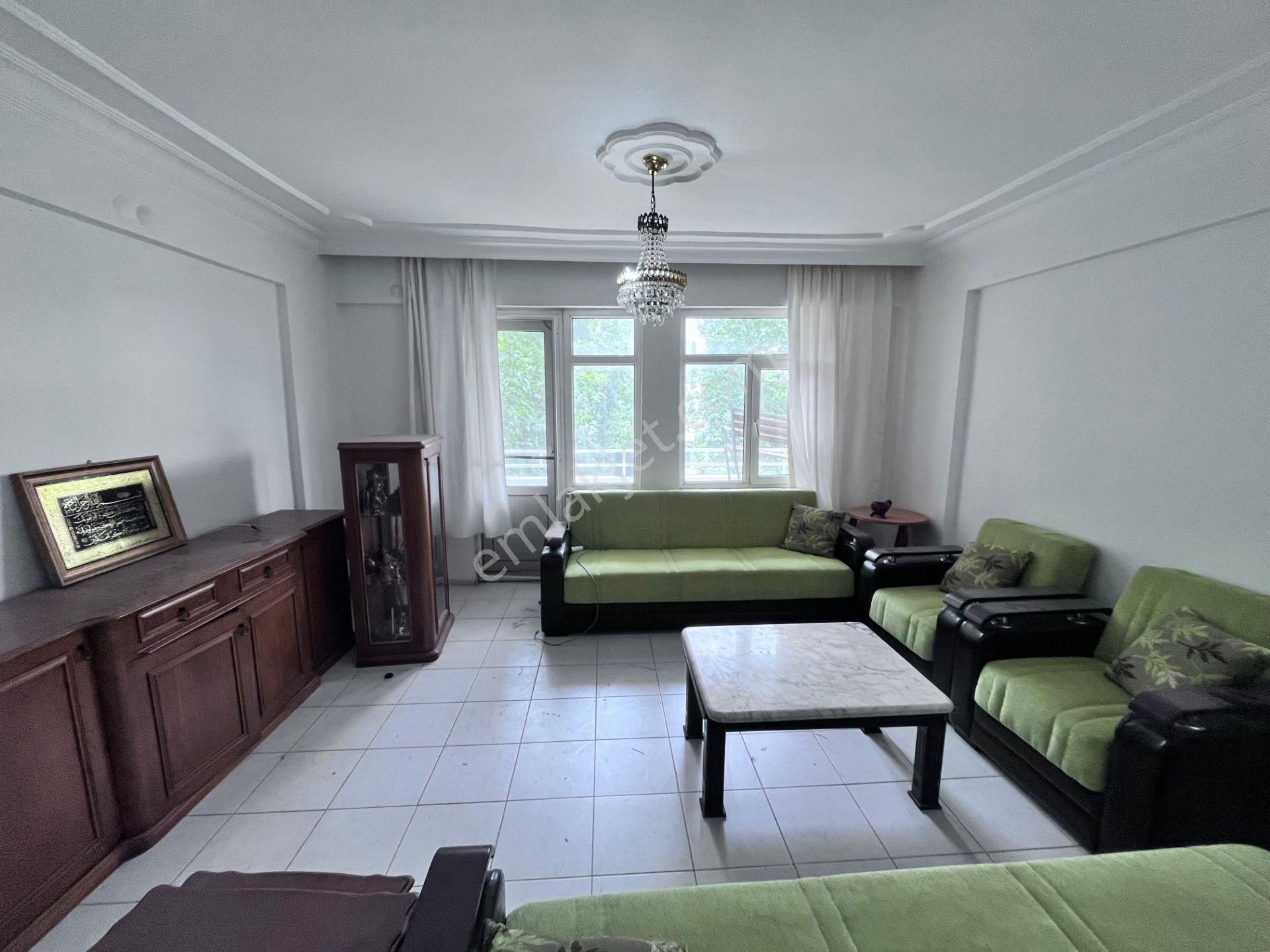 Parstan Altınkumda Ön Cephe Arakat Havuzlu Ultra Geniş 3+1 Daire