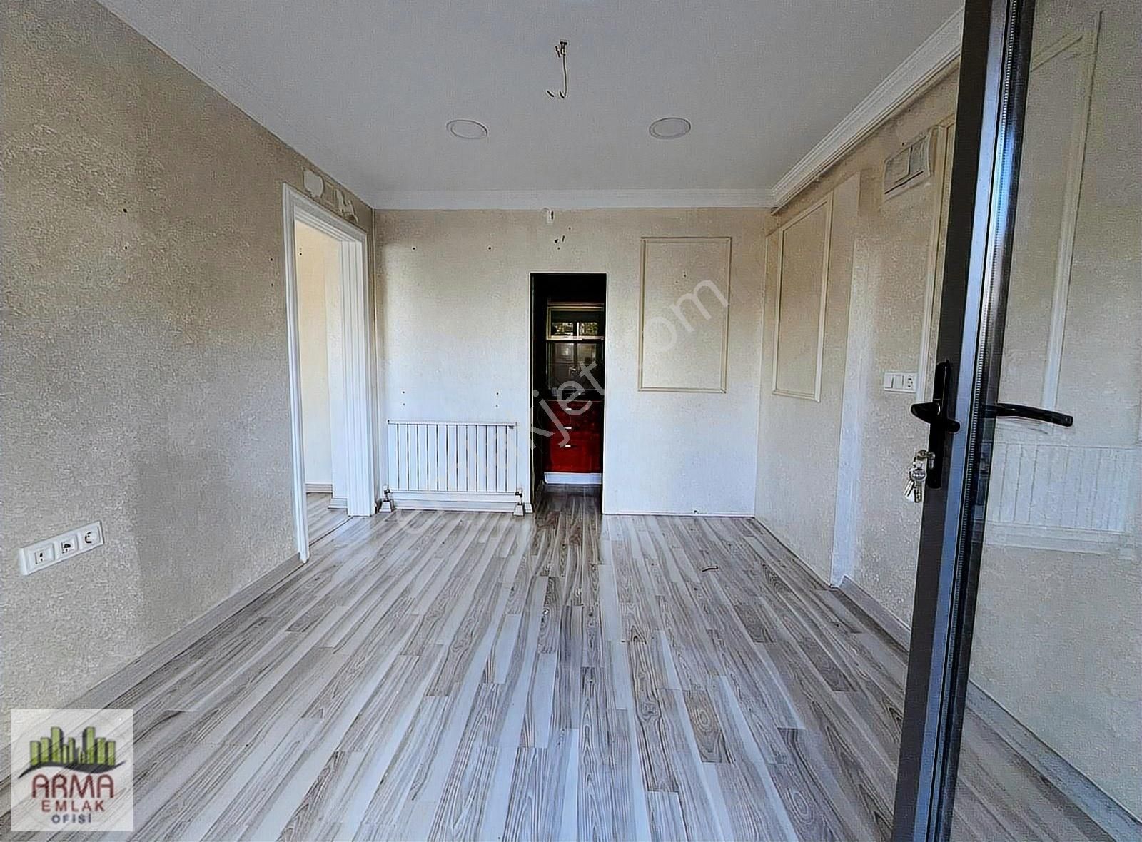 Alipaşa Mah. Ön Cephe Düz Ayak Satılık Dükkan - Görsel 12