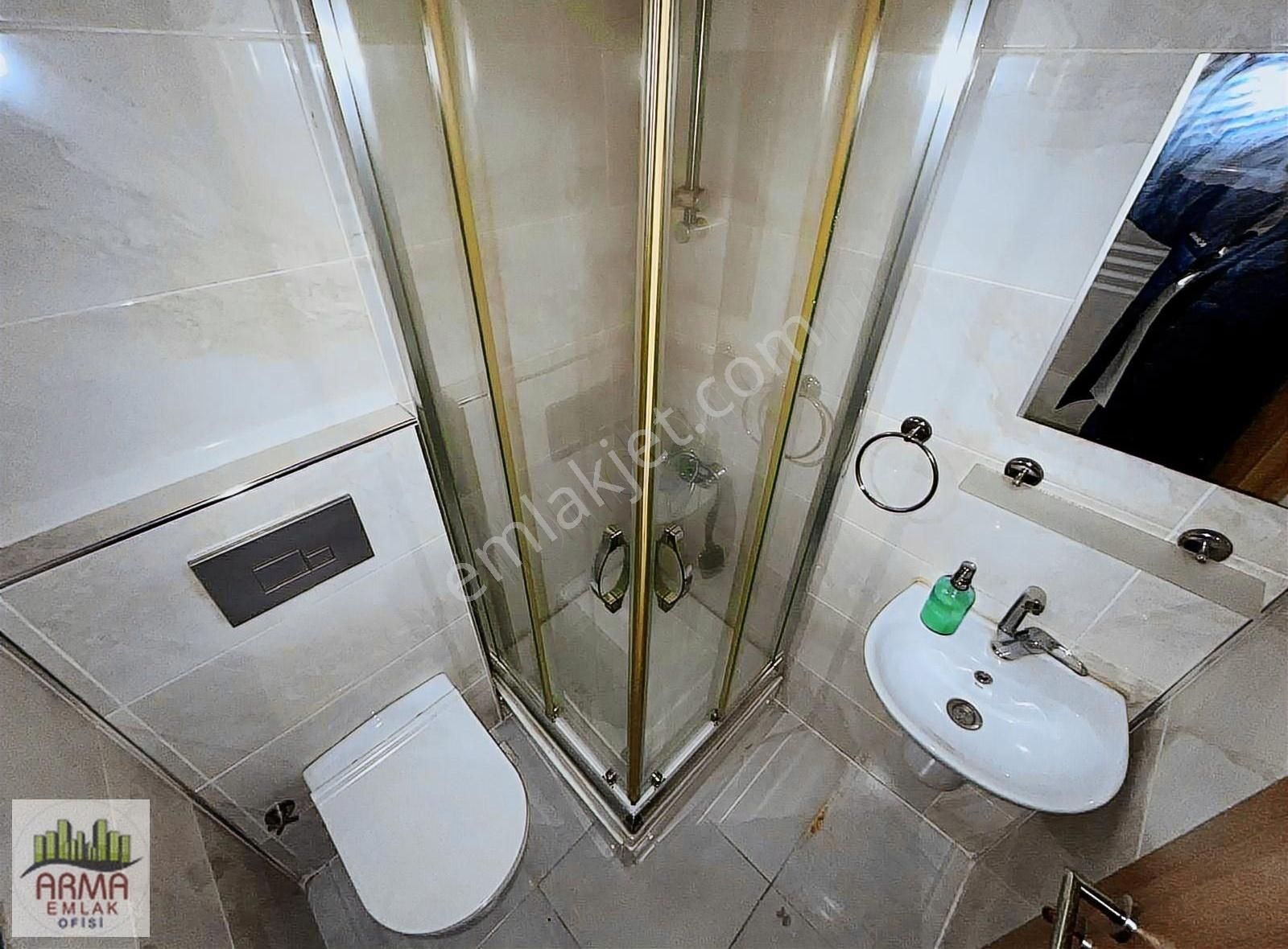 Alipaşa Mah. Ön Cephe Düz Ayak Satılık Dükkan - Görsel 11