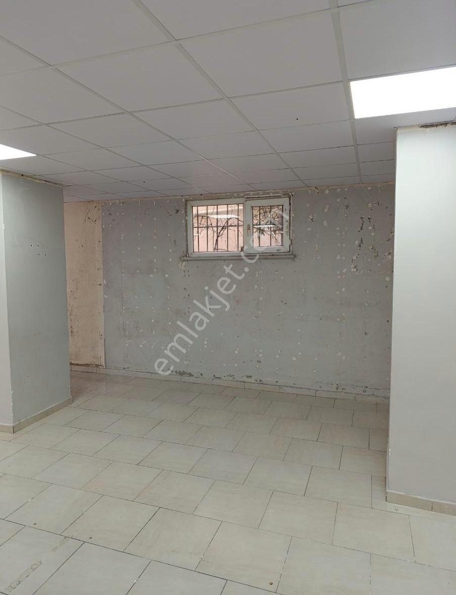 Abdurrahman Gazi Mahallesi Satılık 200 M2 Her İşe Uygun Dükkan - Görsel 14