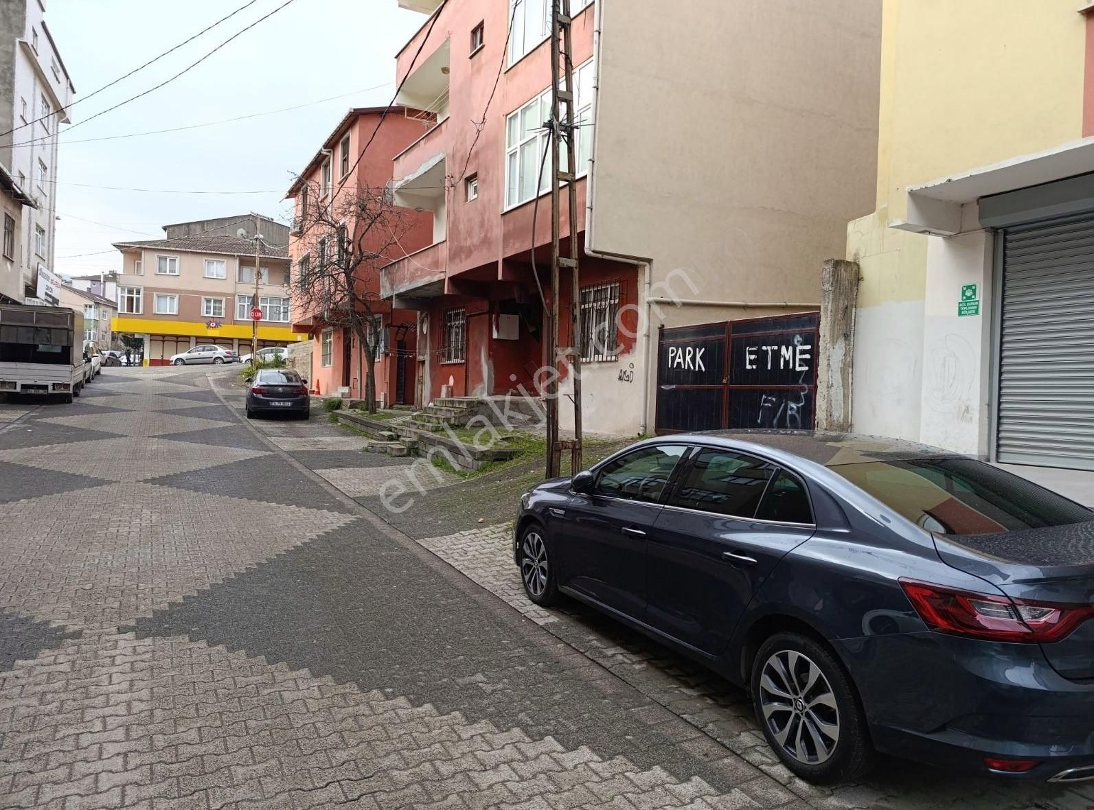 Abdurrahman Gazi Mahallesi Satılık 200 M2 Her İşe Uygun Dükkan - Görsel 26