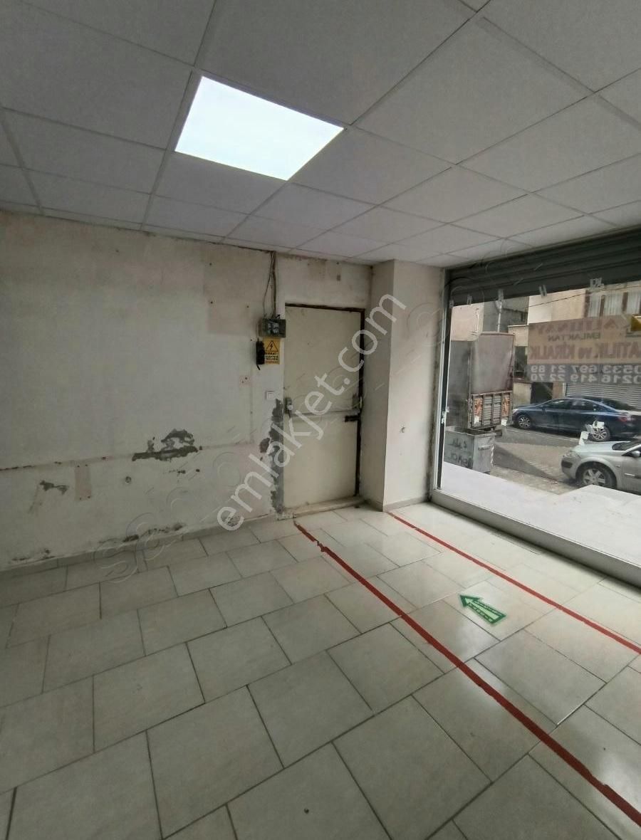 Abdurrahman Gazi Mahallesi Satılık 200 M2 Her İşe Uygun Dükkan - Görsel 25