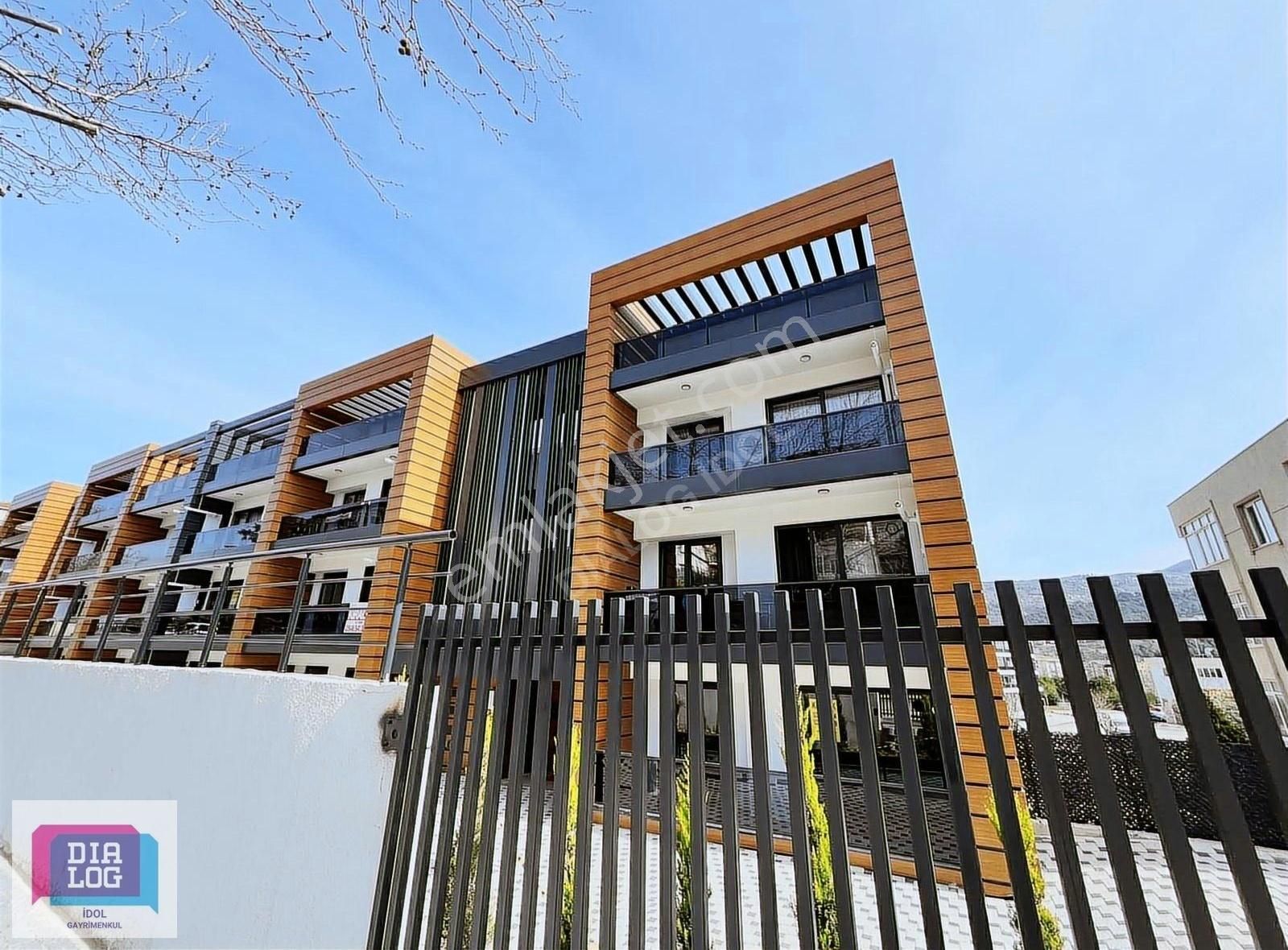 Odunluk Lefkoşe Cd Üzeri Satılık Lüx 2+1 Daire Dtr İdol