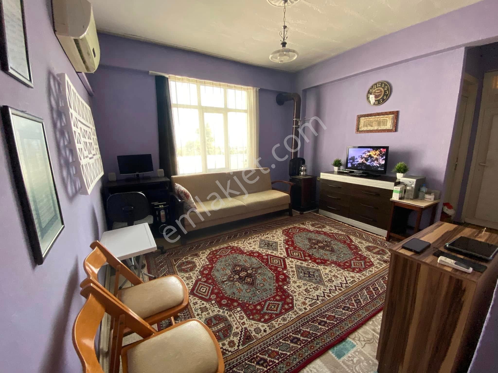 Uzun Çarşı İçi Geniş Teraslı 3+1 Satılık Daire