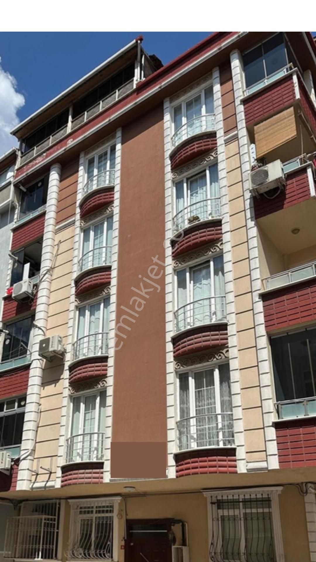 Güngörende Satılık 2+1 Daıre