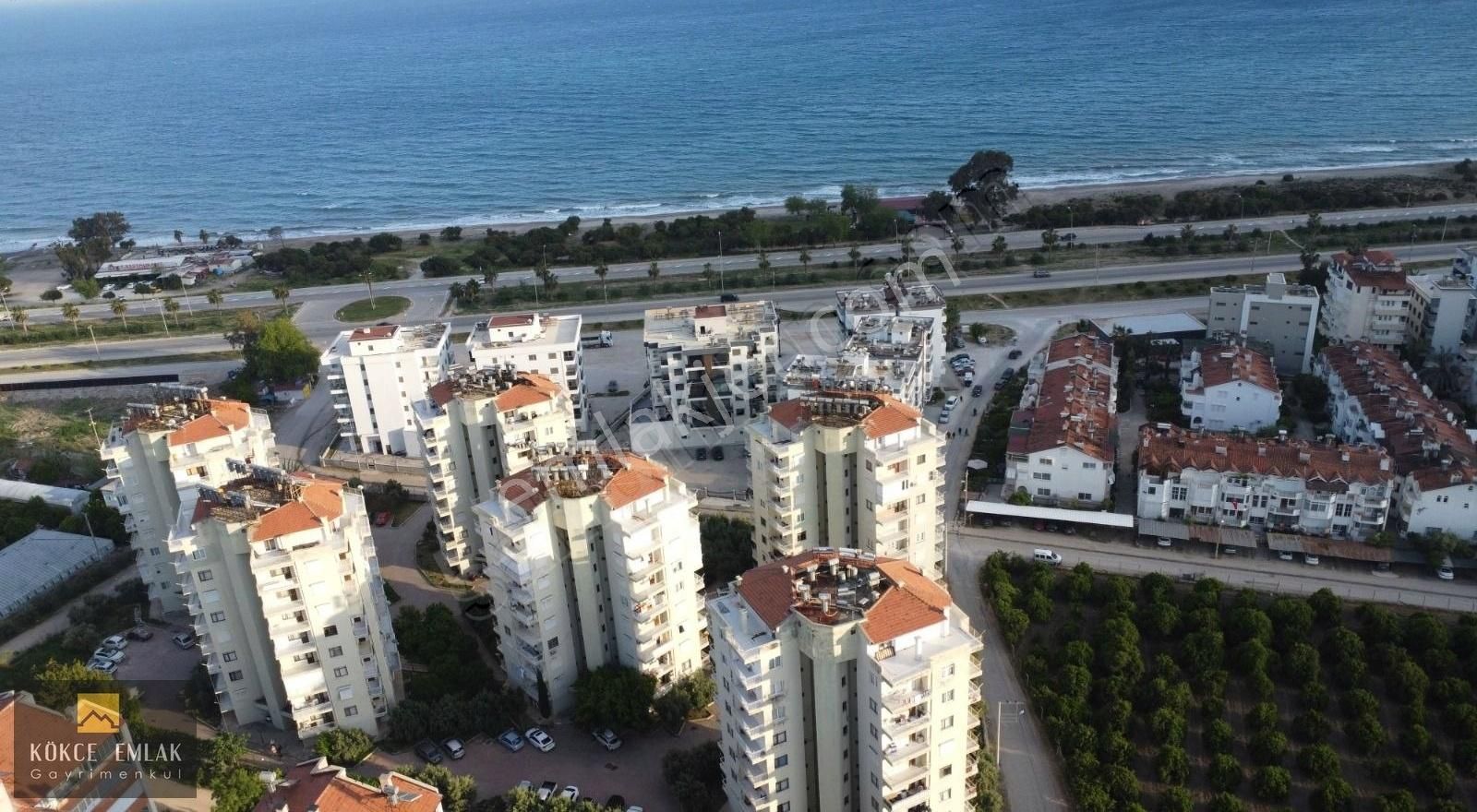 Full Eşyalı 3+1 180 M2 Deniz Manzaralı Denize 50 Metre