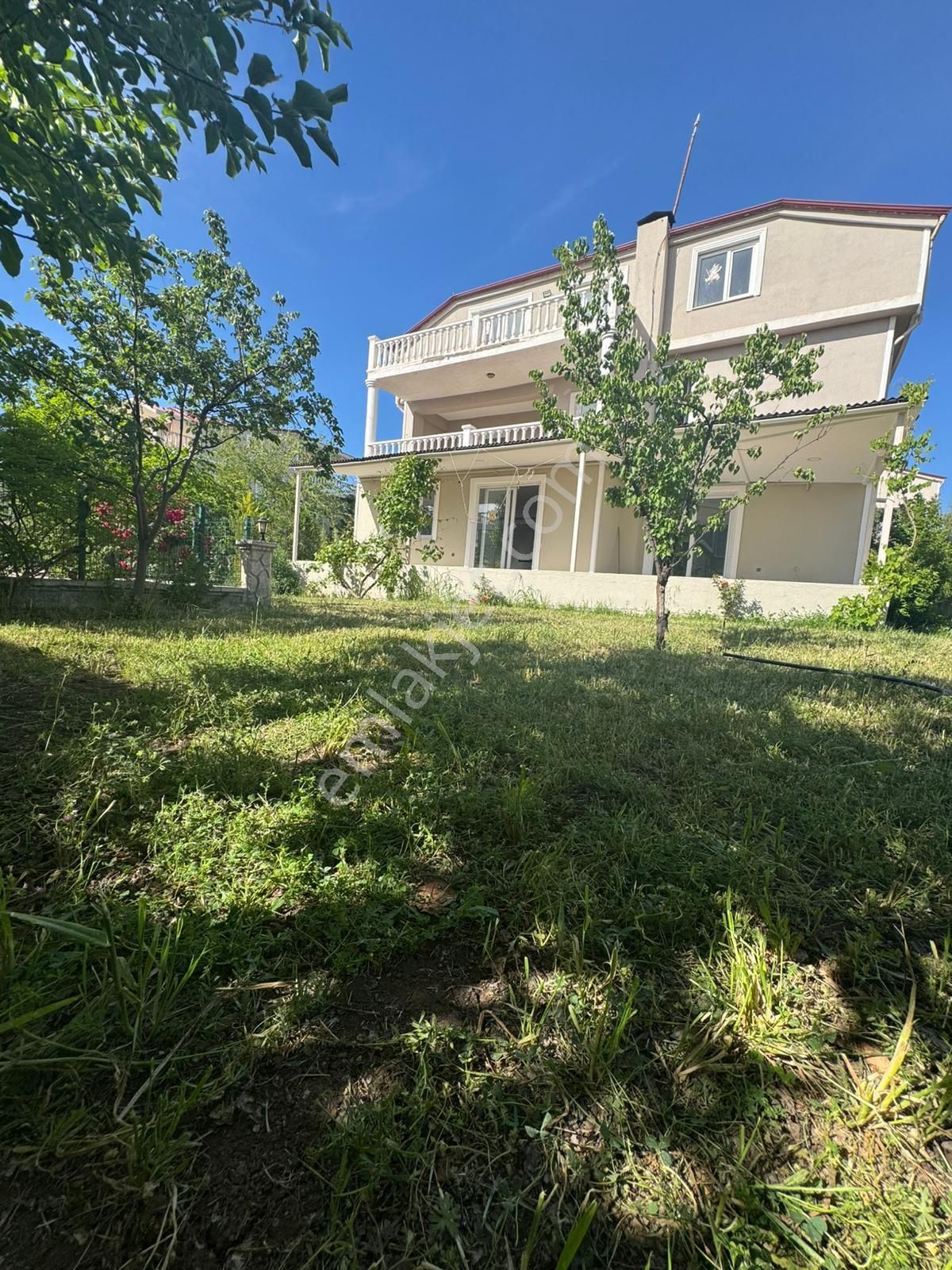 Premar Dan Dicle Üniversite Bölgesinde Kiralık Villa