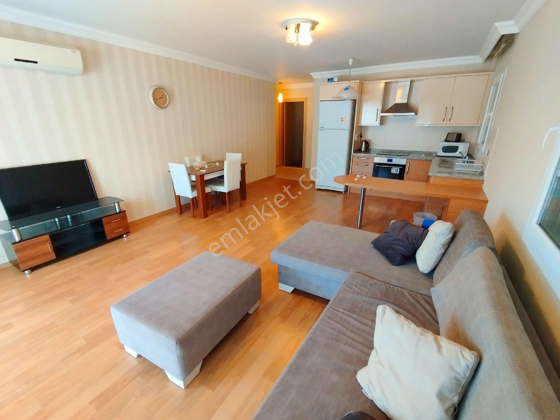 Eşyalı Satılık Havuzlu Site Cambalkon