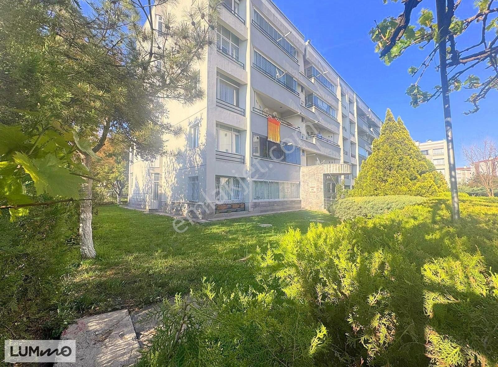 Metromall Avm Ve Metro Yakını Site İçinde Cadde Üzeri 3+1