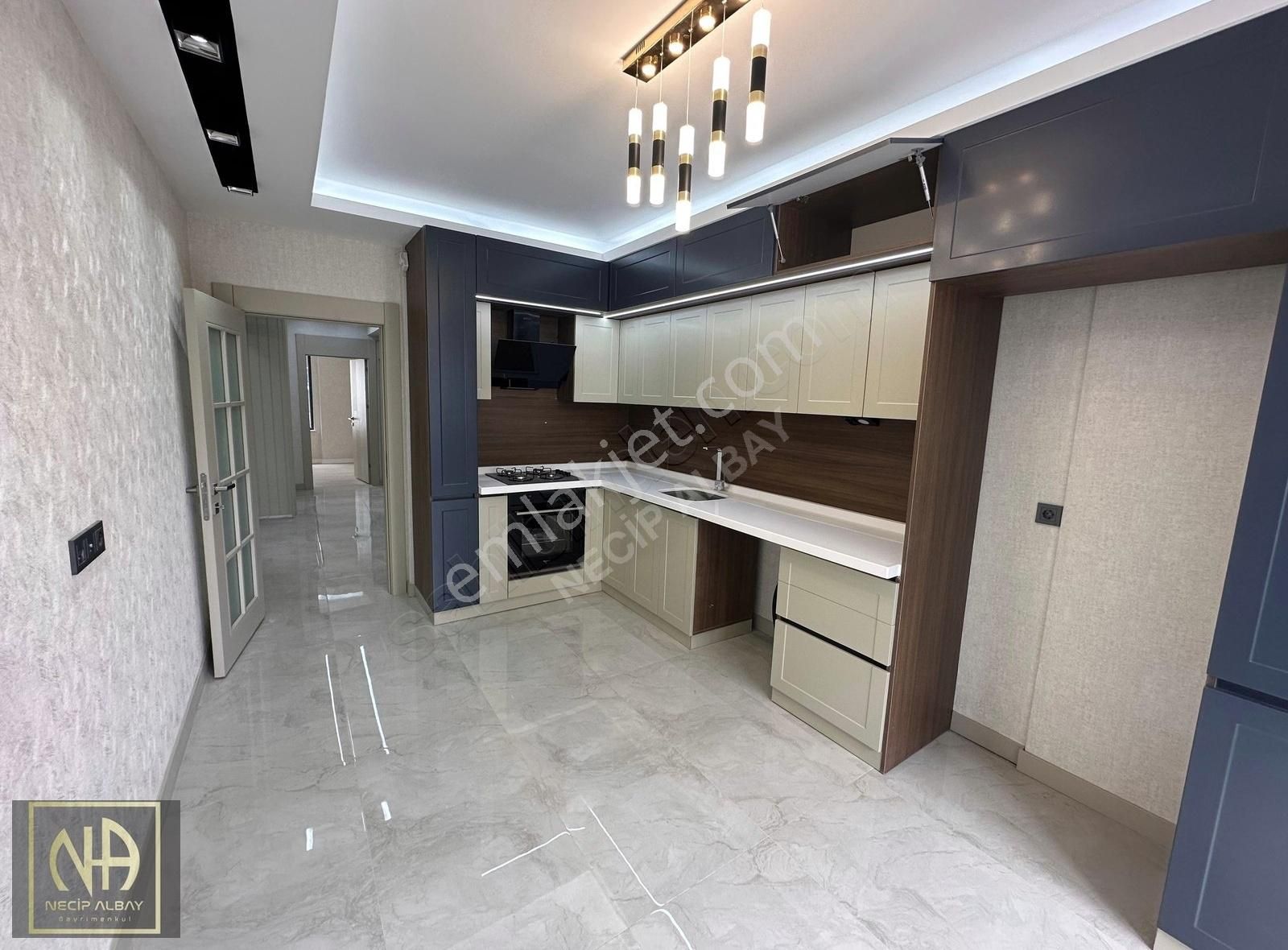 Necip Albay'dan Bağlum'da Sıfır Eşsiz Yapı 4+1 Satılık Daire