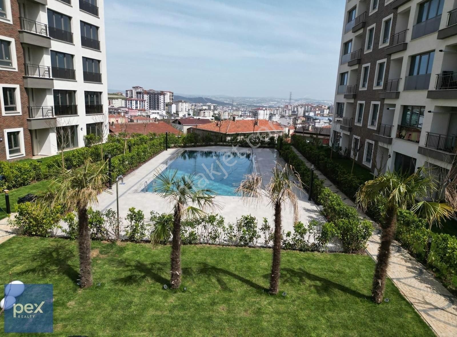 Muhteşem Manzaralı Site İçi Kiralık Daire
