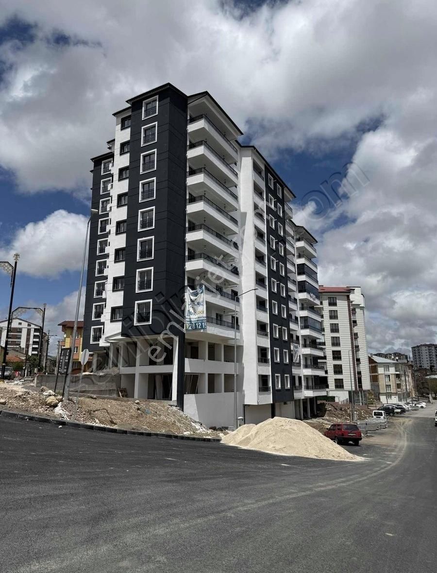 Merkezi Yerde 4+1 Arakat Sıfır Daire