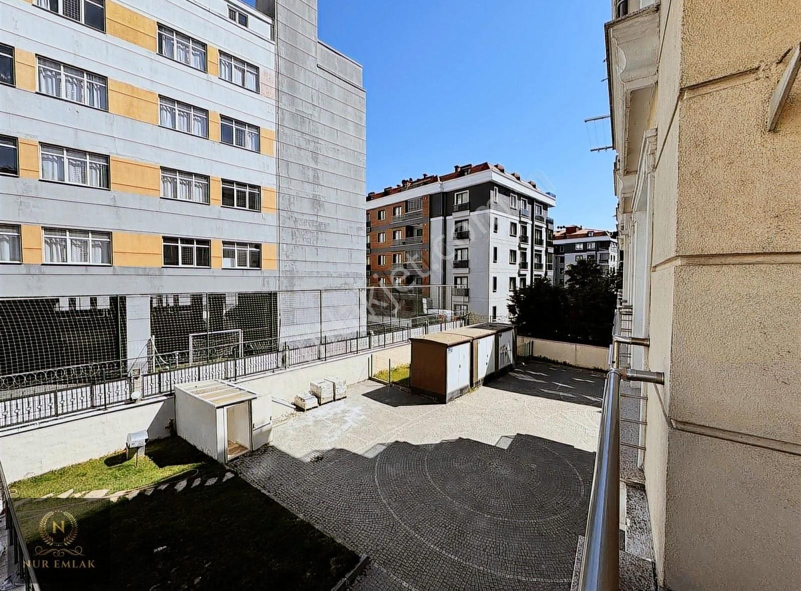 Adnankahveci Mah Kısa Katlı Site'de Cadde Üzeri 2+1 Daire - Görsel 9