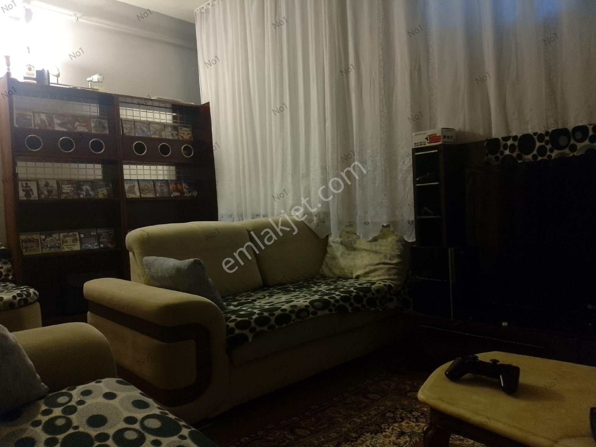 Anadolu Üniversitesine Yürüme Mesafesinde Satılık 1+1 Apart