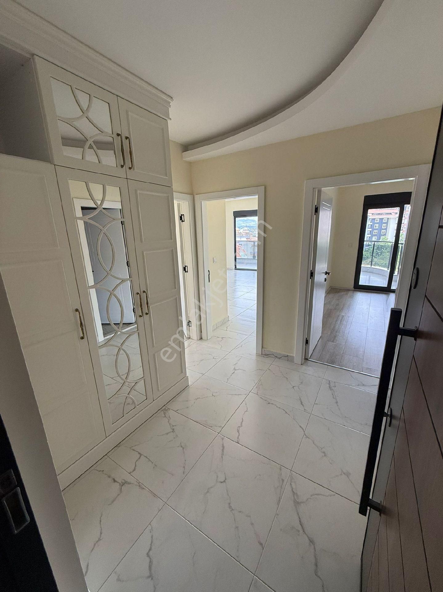 Çıplaklı Mahallesi Yeni Bina 2+1