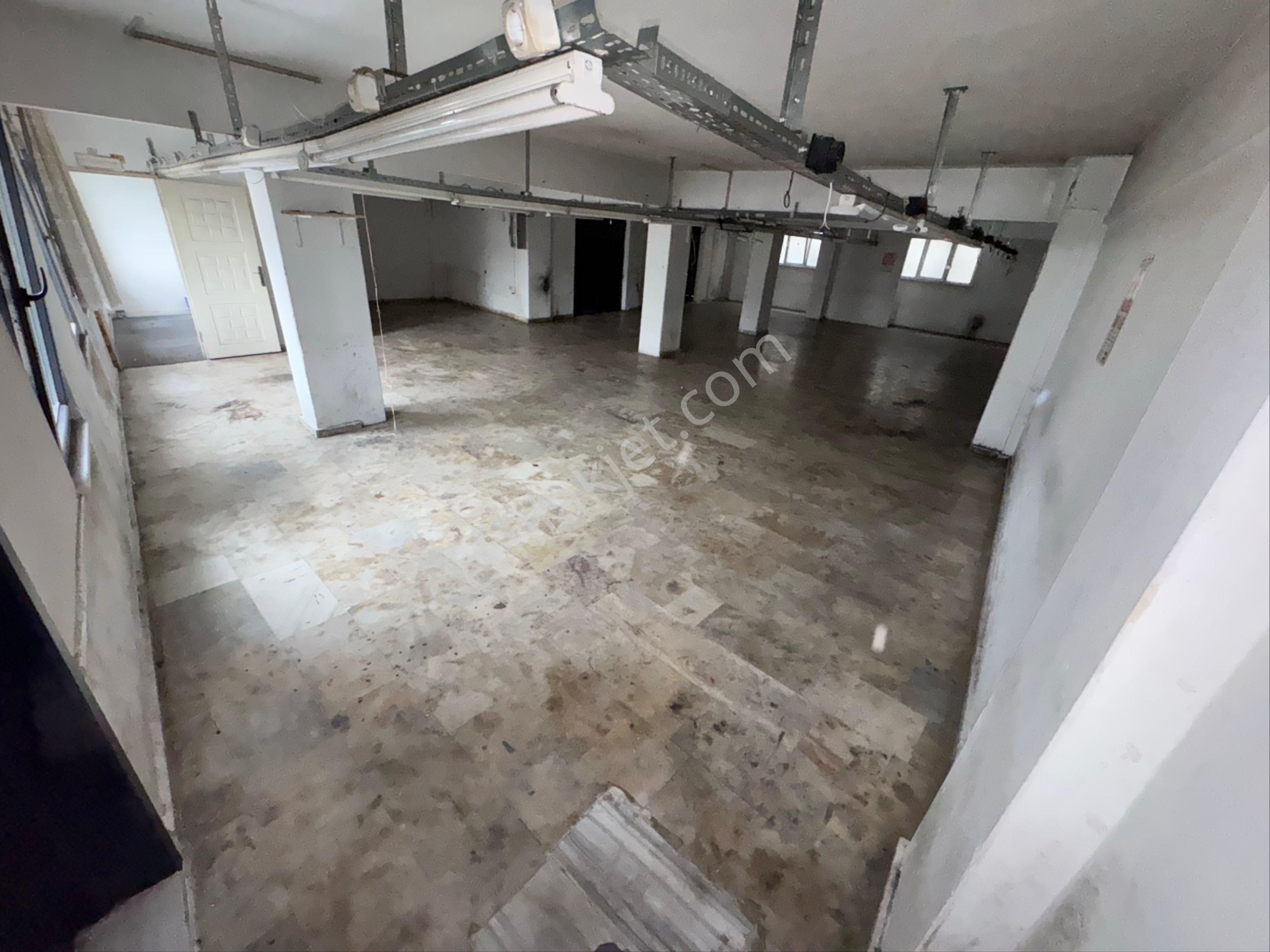 Zafer Gayrimenkulden Kiralıkdükkan 1.kat200m2asansörlü Tranvayacephe İstanbulsultangazi U.mumcu Mhde - Görsel 2