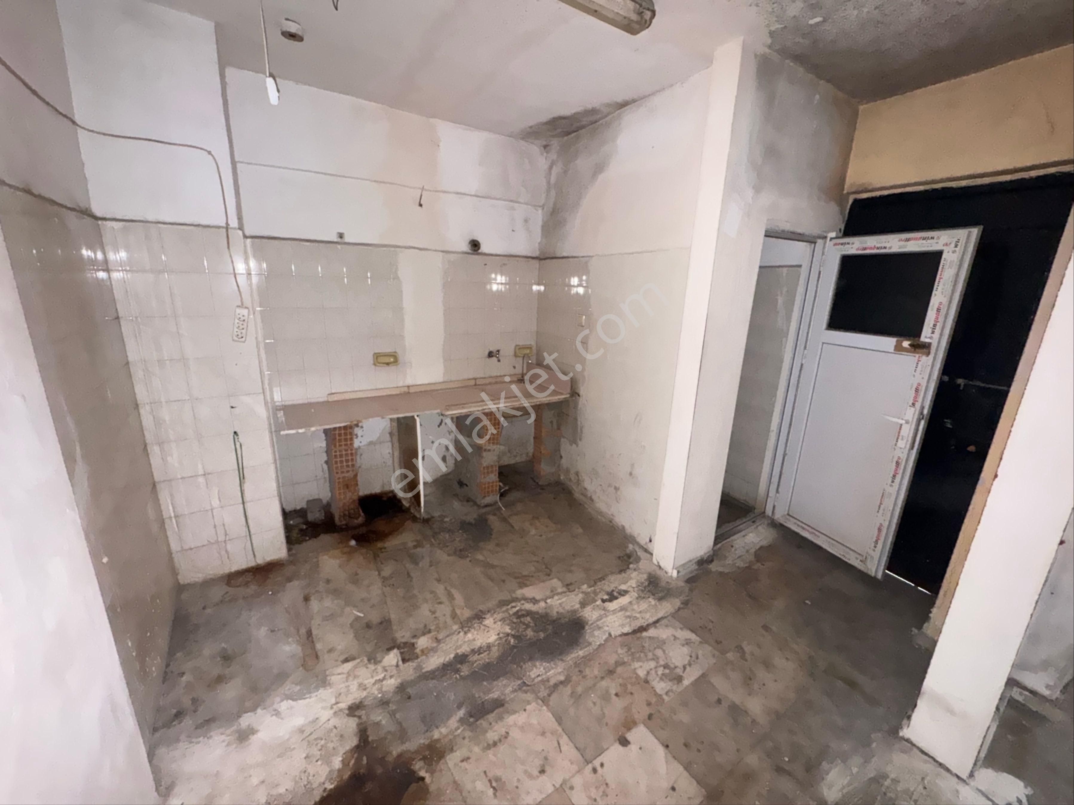 Zafer Gayrimenkulden Kiralıkdükkan 1.kat200m2asansörlü Tranvayacephe İstanbulsultangazi U.mumcu Mhde - Görsel 11