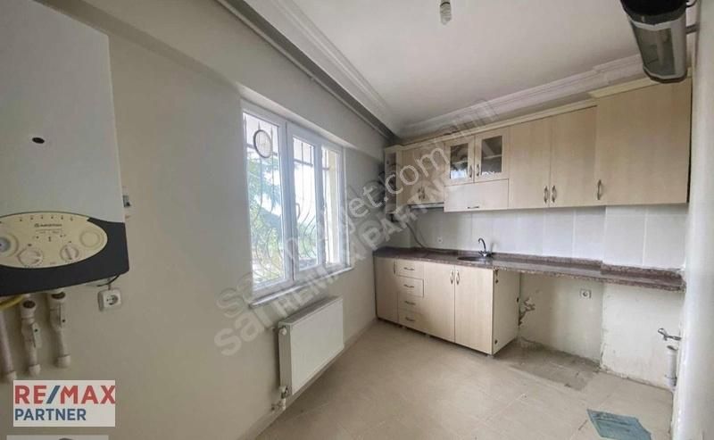 Gazi Sosyal Tesislerin Dibinde Kiralık Stüdyo Daire