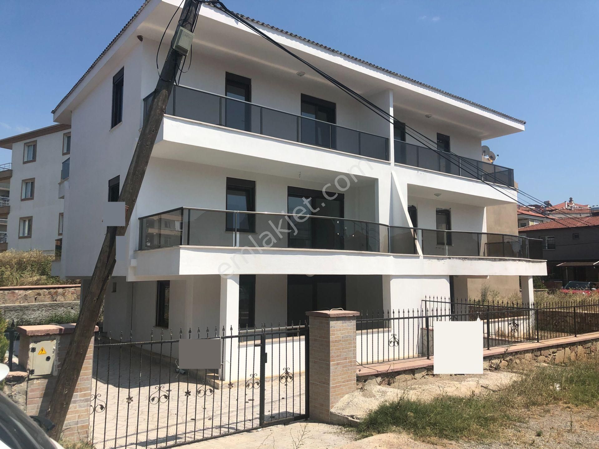 Balıkesir Ayvalık Camlık Ta Satılık Muhtesem Villa.