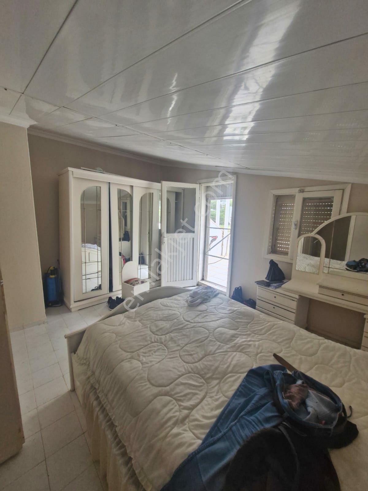 Kuşadası Güzelçamlıda Genis Bahçeli İkiz Villa.. - Görsel 21