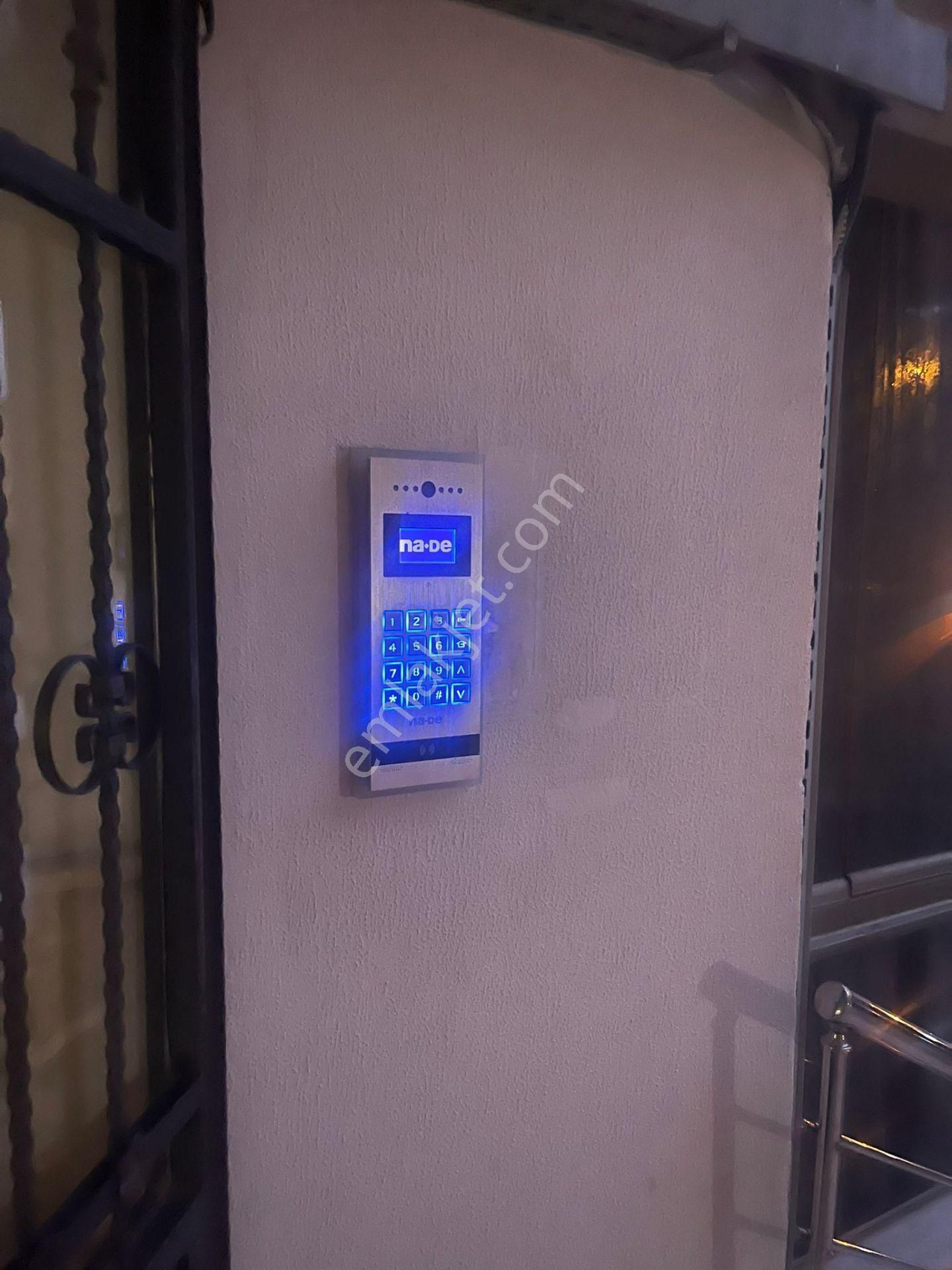 Karabağlar Tahsin Yazıcı Satılık 3+1 Ebeveyn Banyolu Oda - Görsel 31