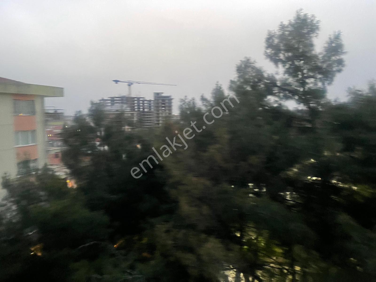 Karabağlar Tahsin Yazıcı Satılık 3+1 Ebeveyn Banyolu Oda - Görsel 7