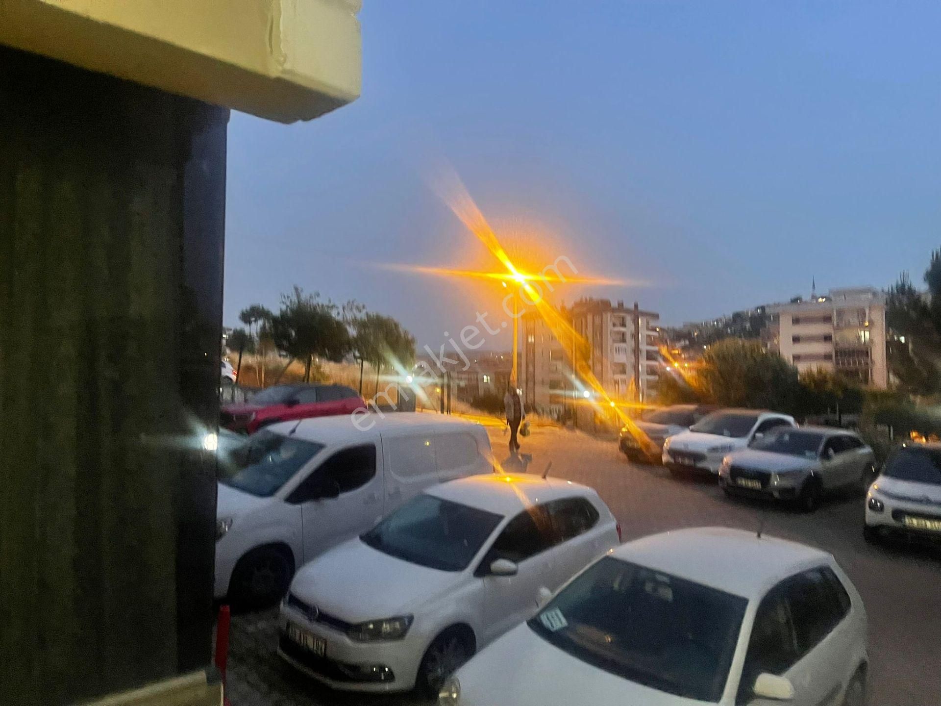 Karabağlar Tahsin Yazıcı Satılık 3+1 Ebeveyn Banyolu Oda - Görsel 30