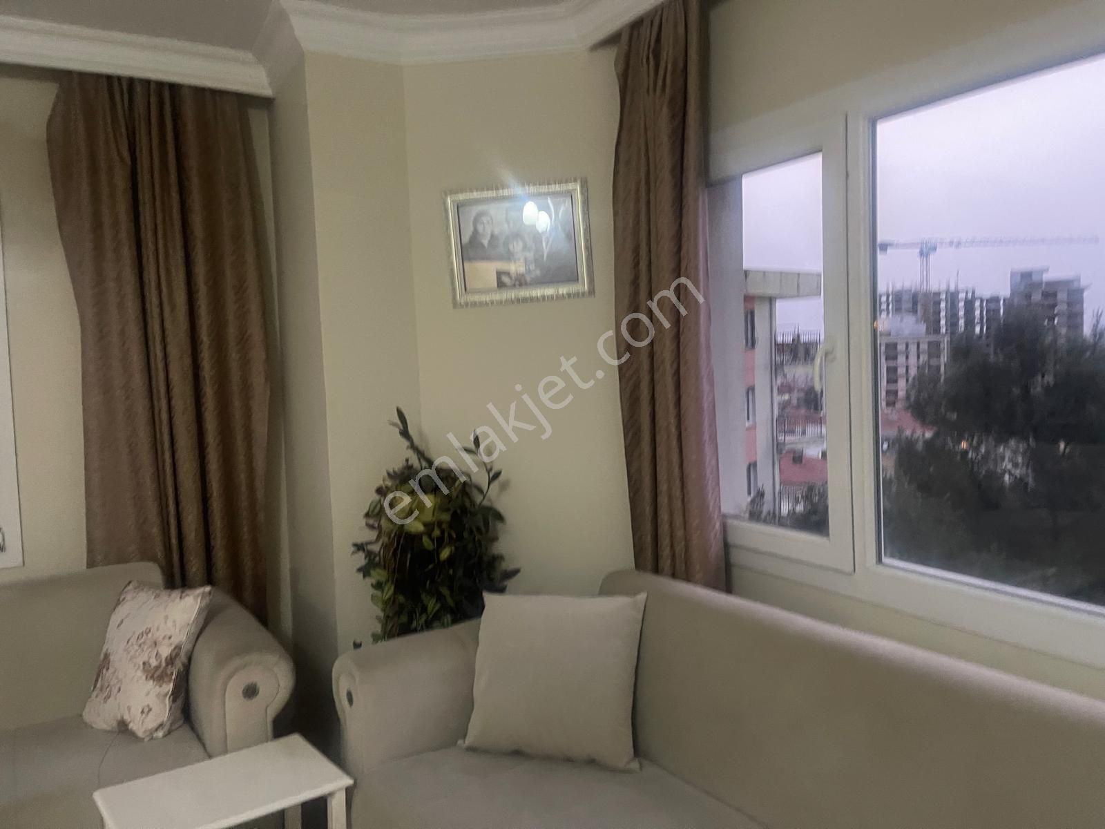 Karabağlar Tahsin Yazıcı Satılık 3+1 Ebeveyn Banyolu Oda - Görsel 5