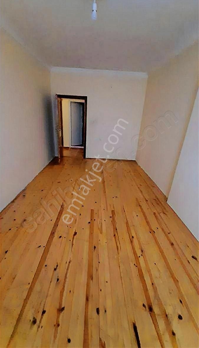 **kars İstasyonda Satılık 2+1 Daire | 90m² | Doğalgazlı