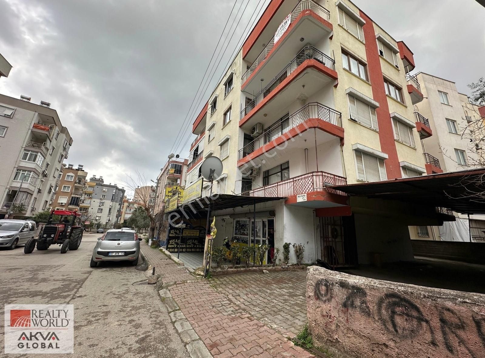 Realty World Akva Global'den Cumhuriyet Mh. 2+1 Satılık Daire