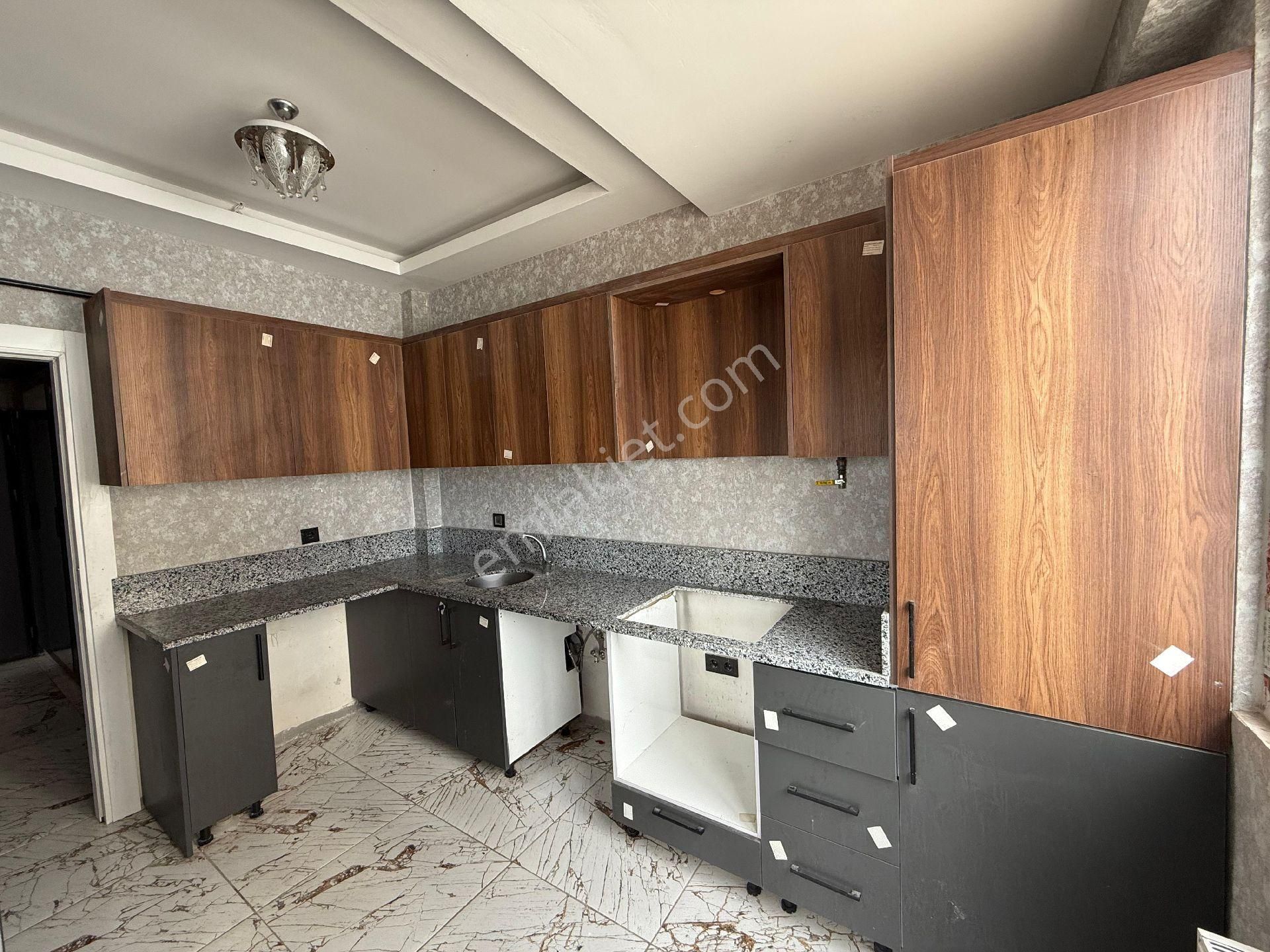 Maşukta Satılık Lüx 2+1 Daire