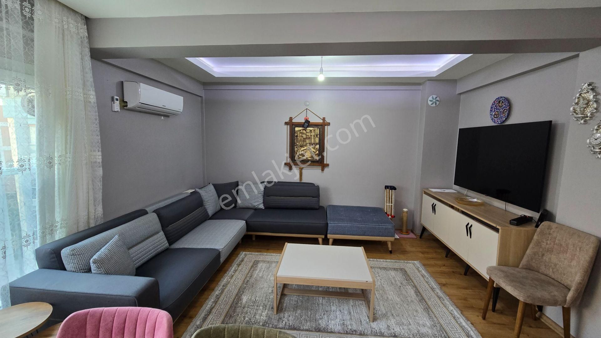 Çiğli, Yenimahalle’de, Satılık 4+1 Çatı Dubleks Daire
