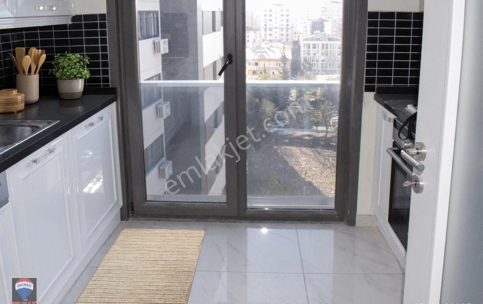 Mustafa Mazhar Bey Cad. Feneryolu Kadıköy, Dubleks, 5+2 Daire - Görsel 10