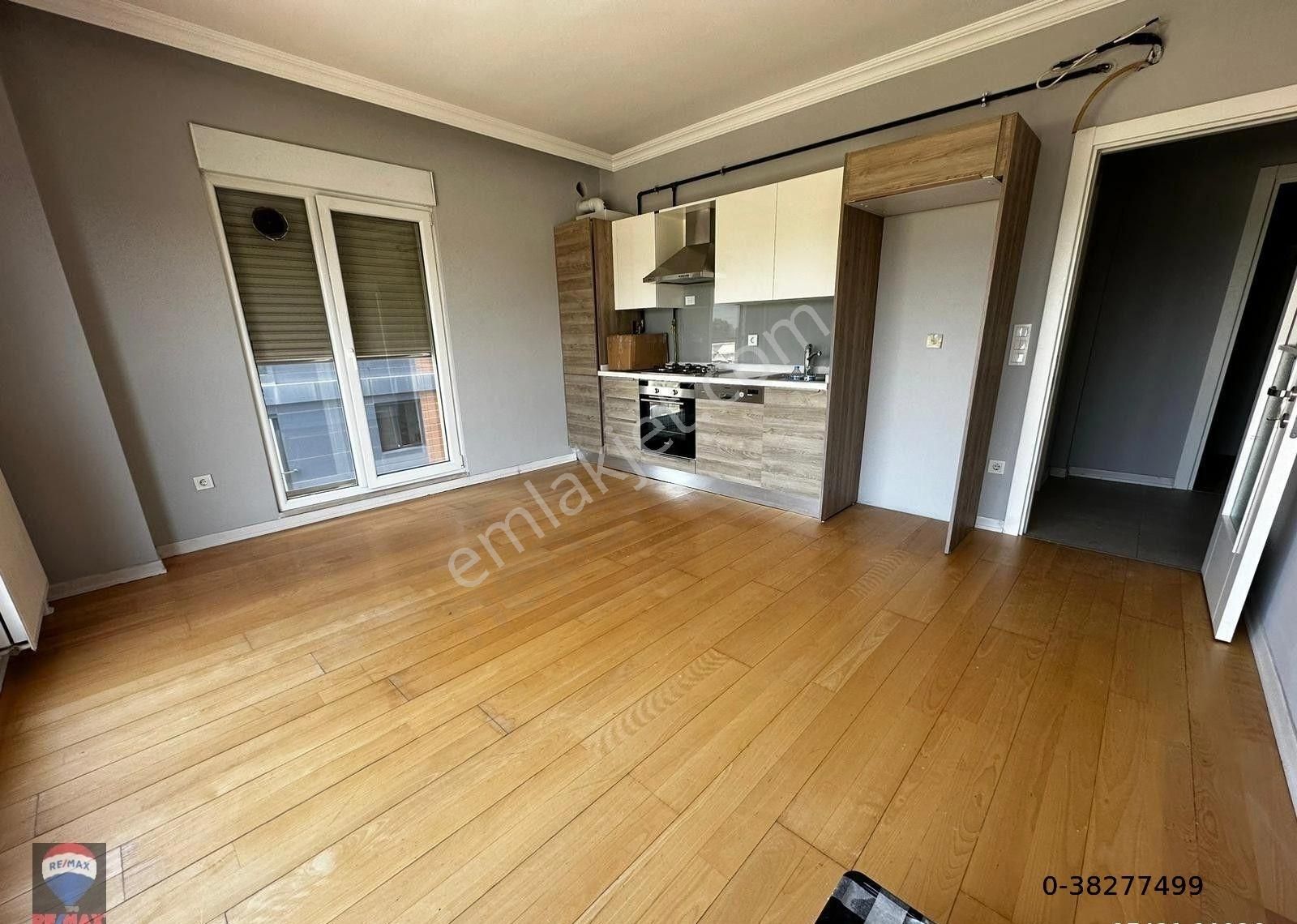 Maltepe Sahil Süreyya Plajı'nda 7 Yıllık Akıllı Binada Geniş 2+1 Kiralıktır