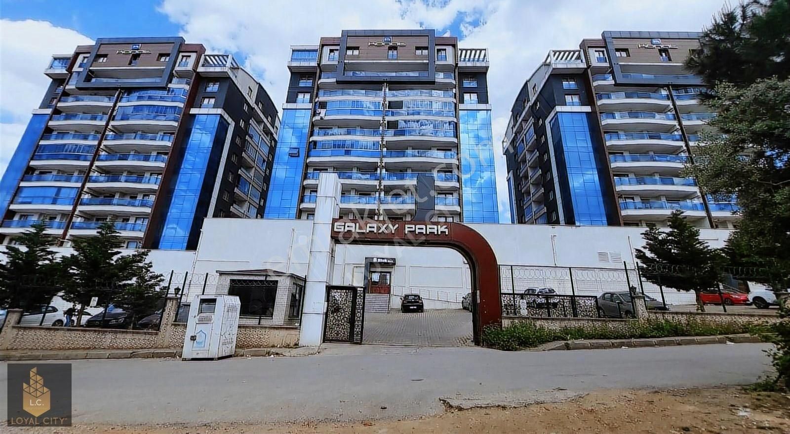Yiğitler Mh. Galaxy Park Sitesi'nde Satılık Manzaralı 3+1 Daire