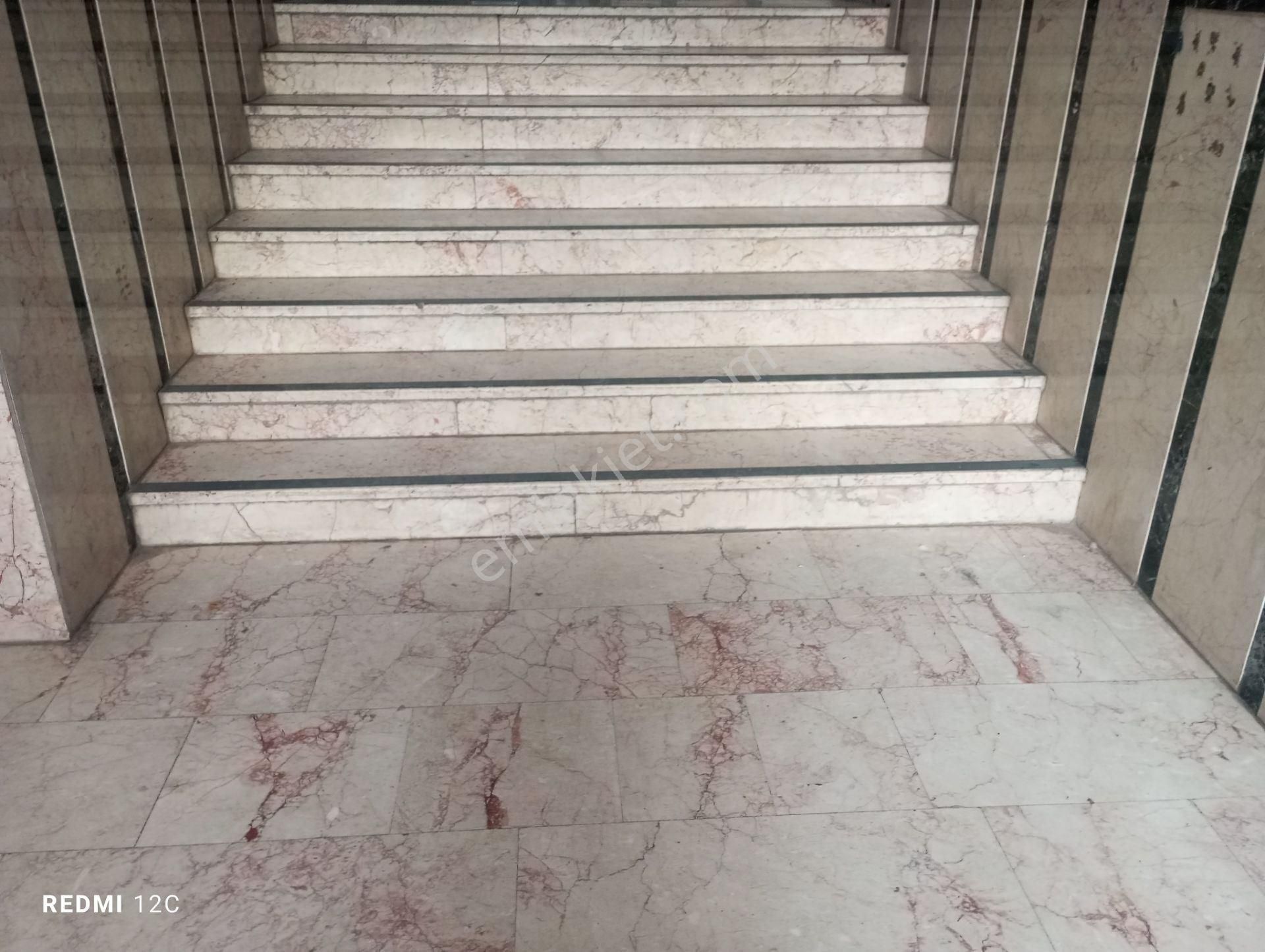Emlak 72 Den Kültür Mh. Acetler Kavşağında (2+1) Kiralık Daire