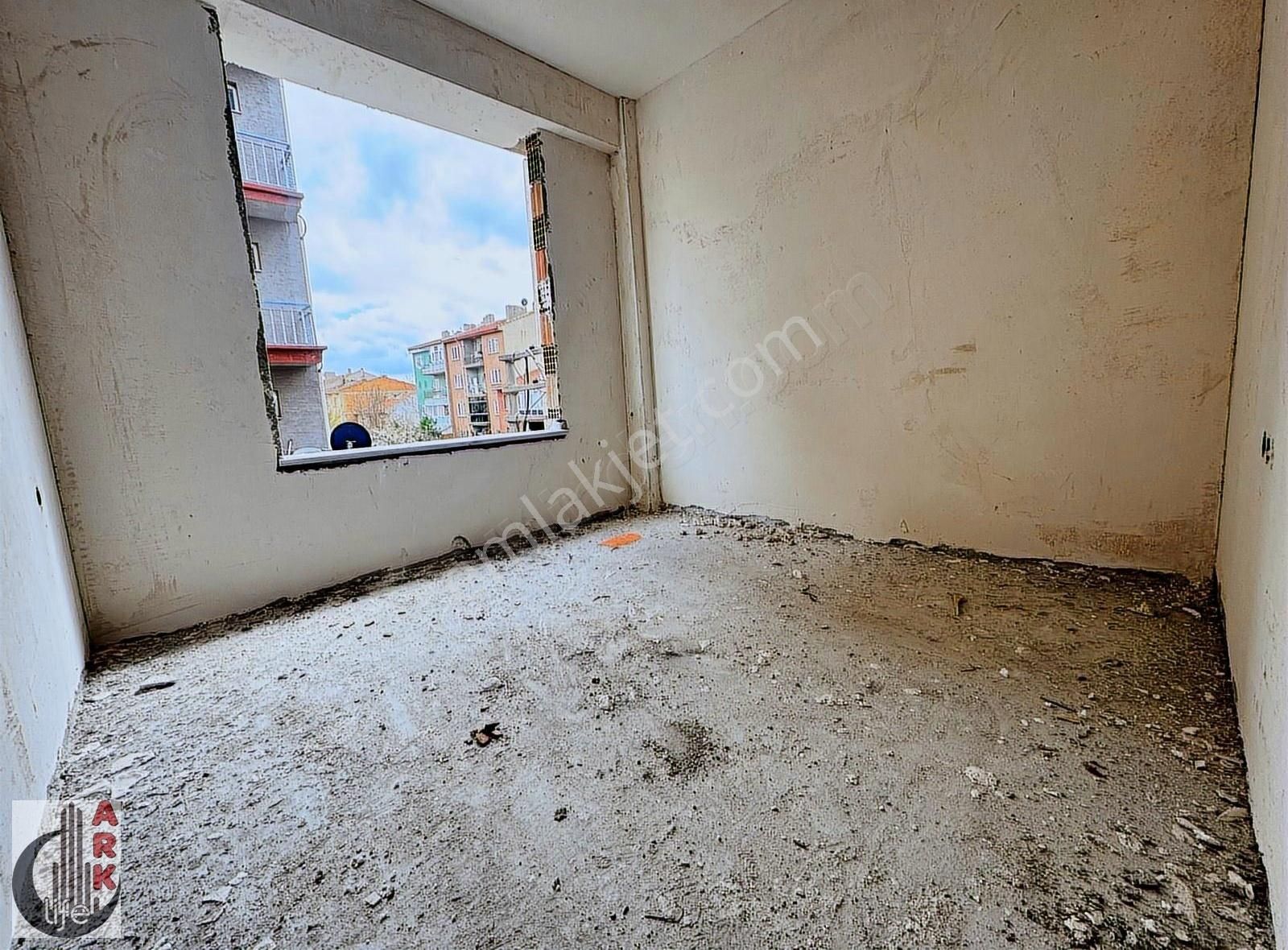 Ark Life'dan Emek Mahallesi Ertaş Cad.üzerinde 50m² 2+0 Daireler