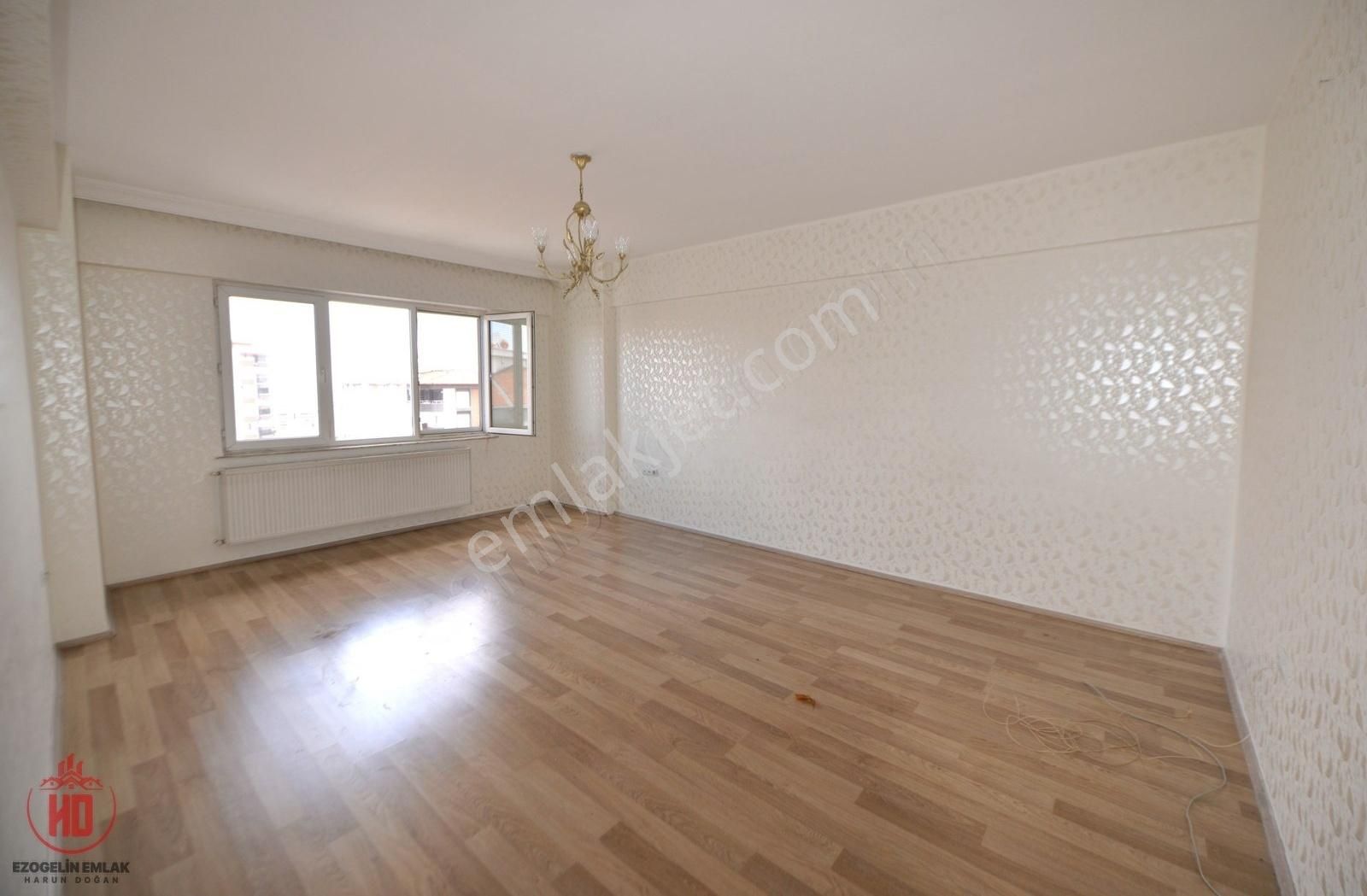 Ezogelin'den Akkent'te Bakımlı, Ferah 3+1 Kiralık Daire..