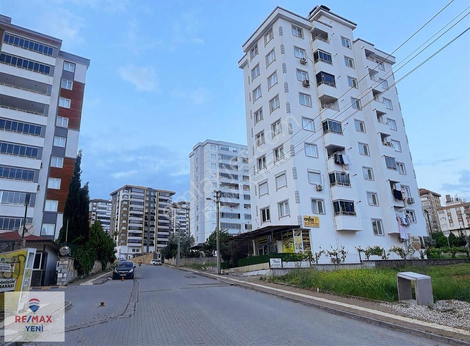 Re/max Yeni'den Haydarbey Mah. Satılık Arakat Balkonlu 2+1 Daire