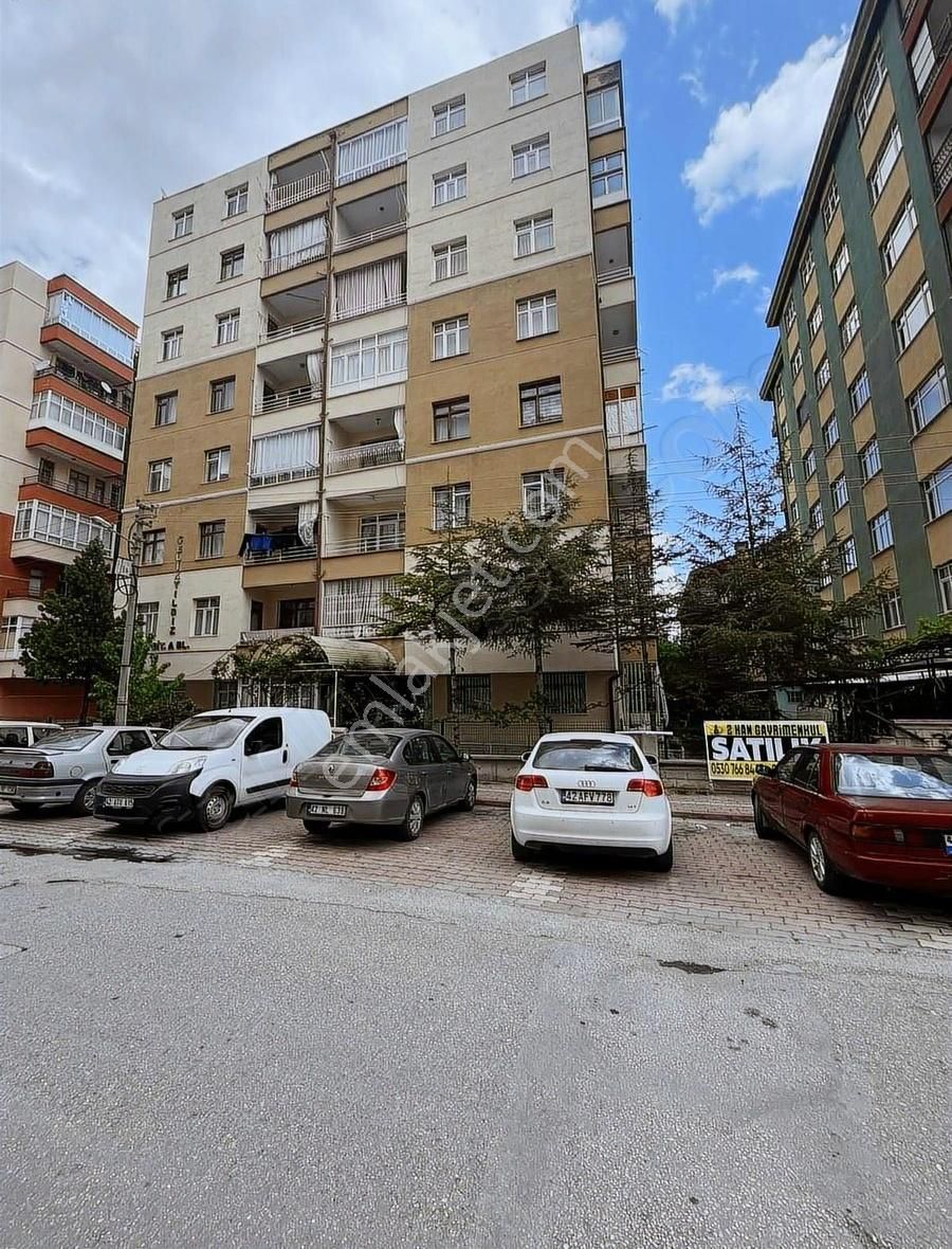 Sakarya Mahallesi İçerisi Yapılı 3+1 Daire