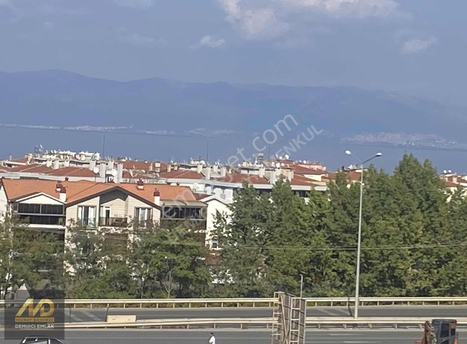 Siteler Mahallesinde Merkezi Konumda 3+1 Deniz Manzaralı Daire