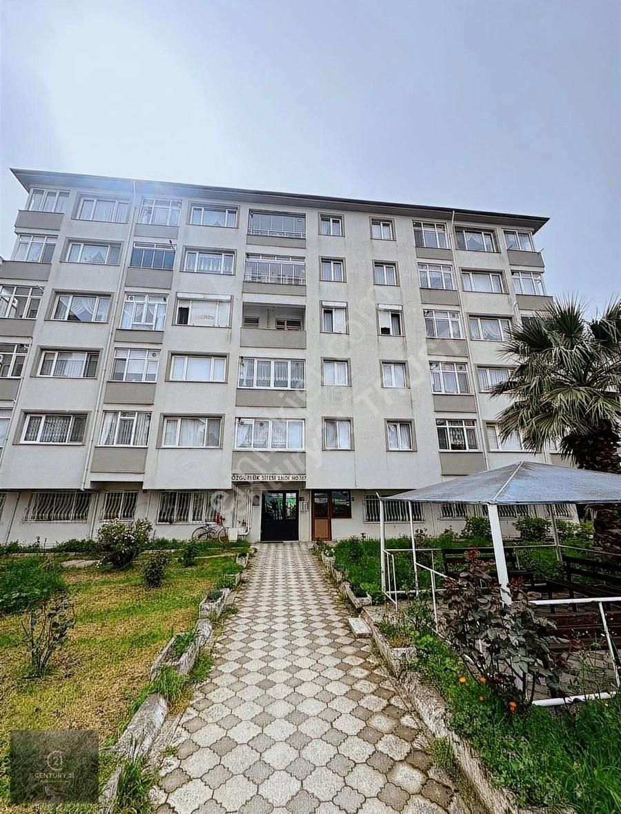Paşakonak Mahallesinde Sitenin En Güzel 2+1 Satılık Dairesi