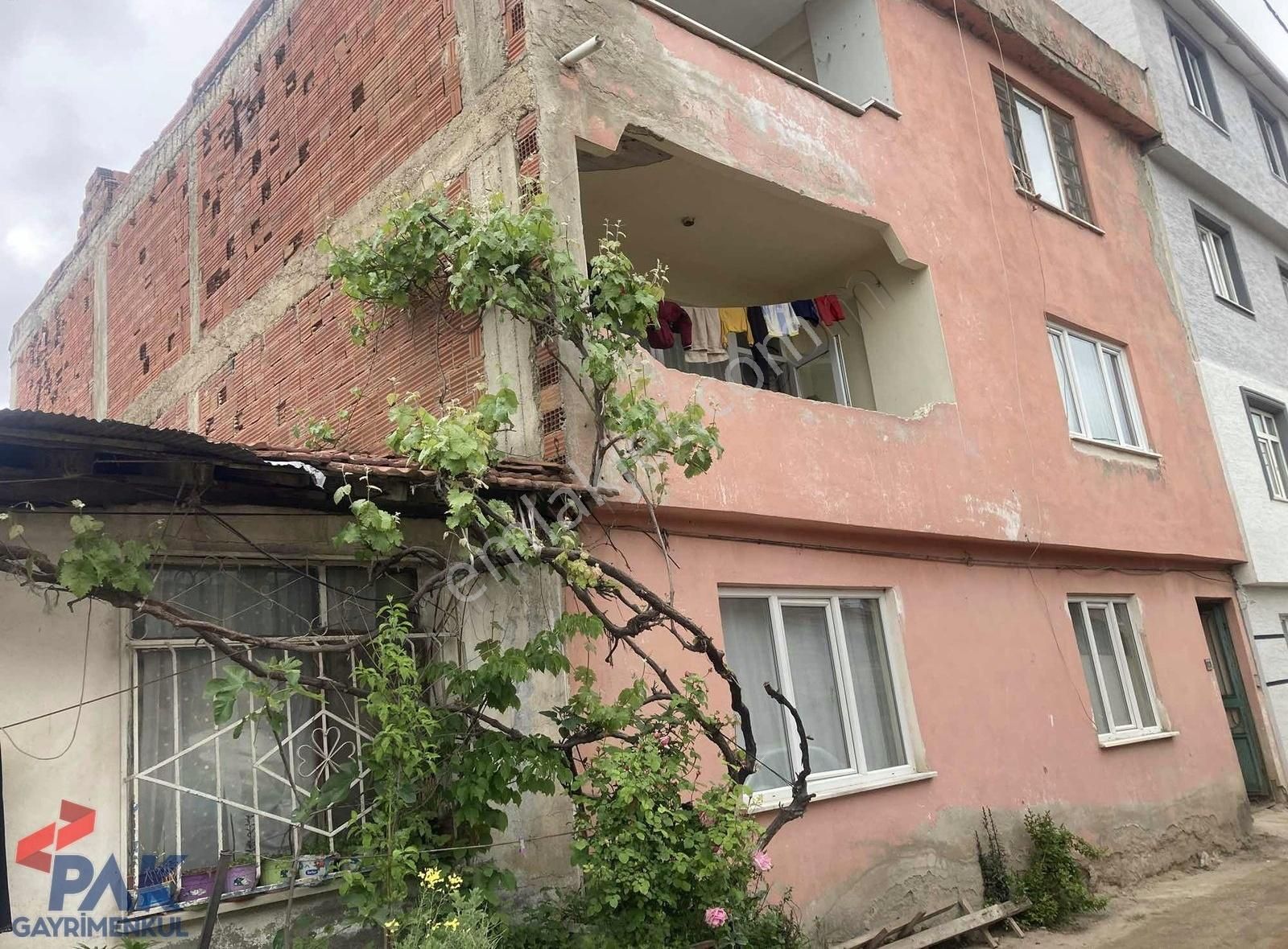 İnegöl Cerrahta Doğanın İçinde 249 M2 Satılık Arsa