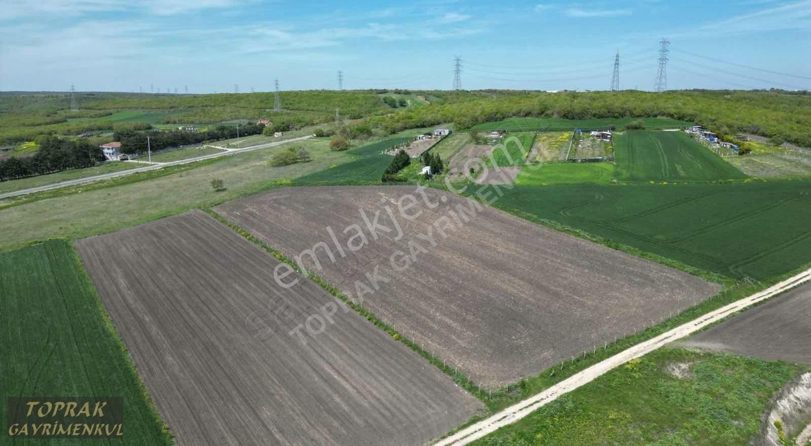 Toprak Gayrimenkul'den Silivri Büyükkılıçlı Köyünde Yolu Olan - Görsel 3