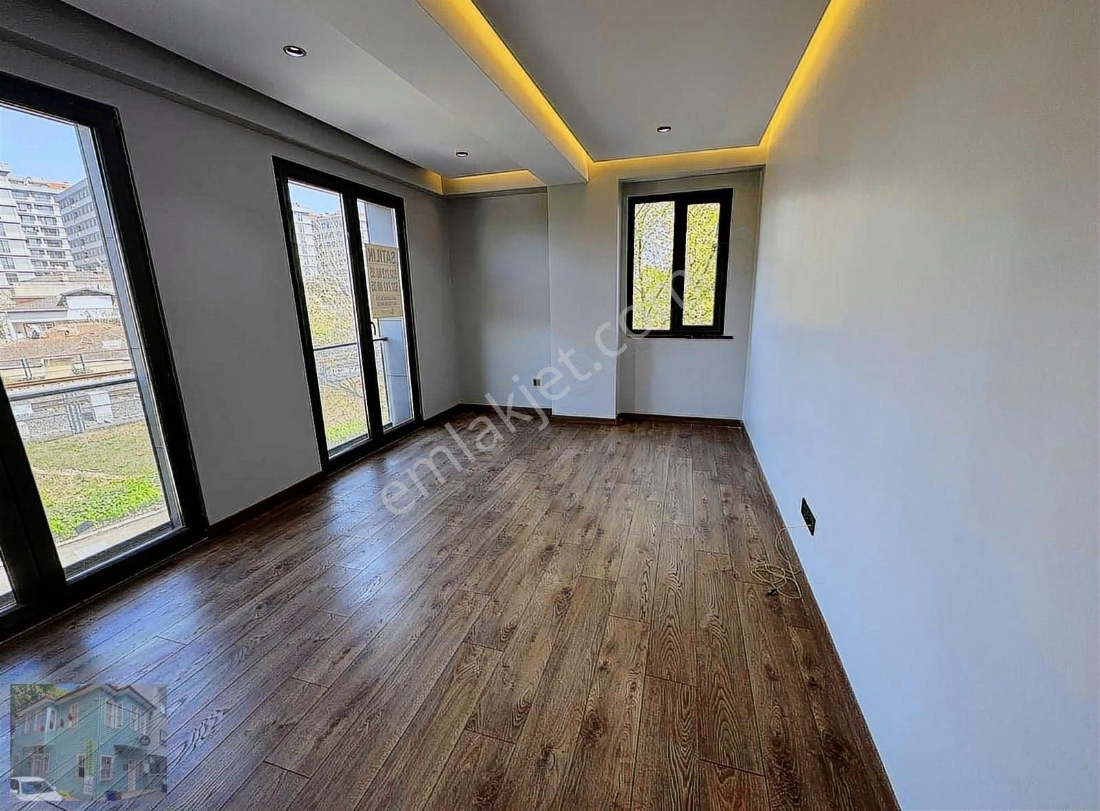 Tuzla Yayla Mah.satılık 2+1 Ultra Lüks Arakat Daire